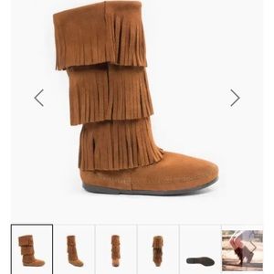 Used - 3 layer fringe Minnetonka moccasin boots